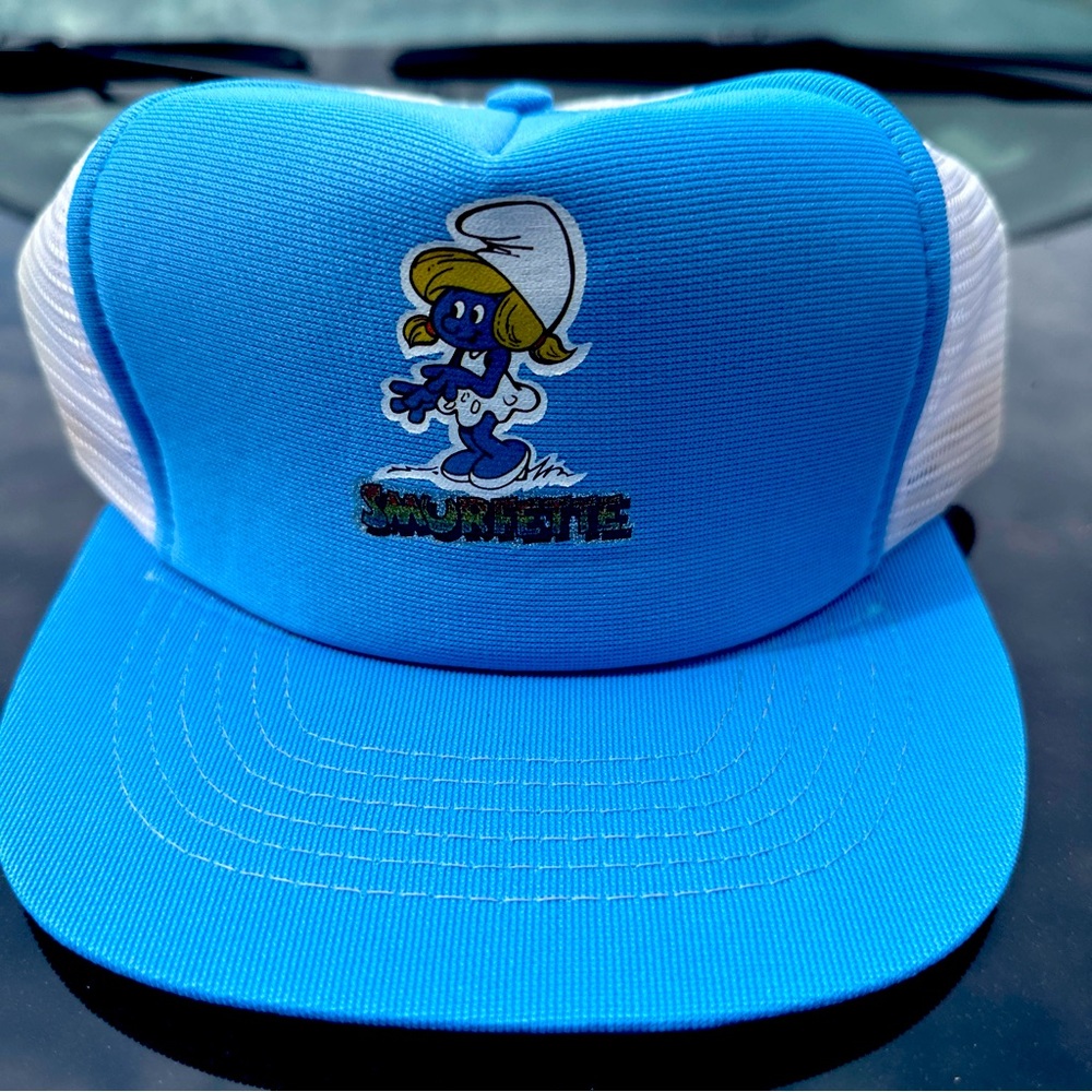 1981 Smurfs SnapBack Trucker Hat Smurfette Taiwan Size Adult Small/medium rare